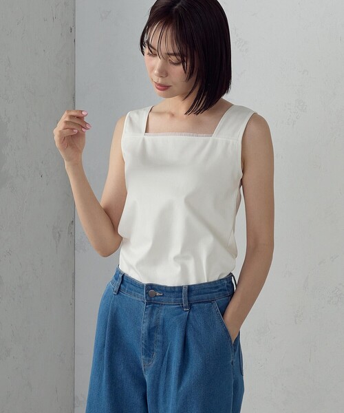 COMME CA ISM（コムサイズム）の「2WAY スクエアネック タンクトップ（タンクトップ・レディース・ホワイト/ブラック・LARGE/MEDIUM）」の4枚目の写真