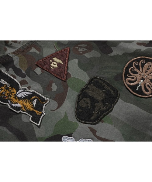 A BATHING APE(アベイシングエイプ)の「HYBRID CAMO MULTI BADGE JACKET(ミリタリージャケット・メンズ・マルチ/オリーブ・MEDIUM/LARGE)」の9枚目の写真