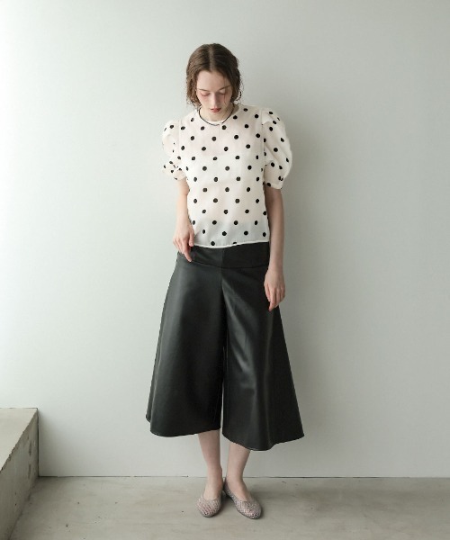 DONOBAN(ドノバン)の「ドットシースルートップス(シャツ/ブラウス・レディース・ブラック/ホワイト・ONE SIZE)」の3枚目の写真