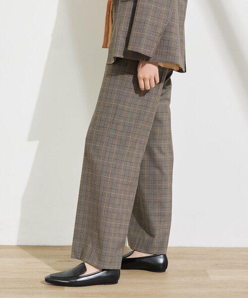 INDIVI(インディヴィ)の「【洗濯機OK/ストレッチ◎】ストレートワイドパンツ(その他パンツ・レディース・キャメル/ブラック/ベージュ/チャコールグレー/ブラウン系その他・05/03/38/36/34/15 /13/12/42/40/19)」の7枚目の写真
