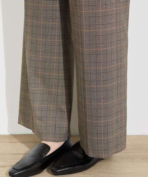 INDIVI(インディヴィ)の「【洗濯機OK/ストレッチ◎】ストレートワイドパンツ(その他パンツ・レディース・キャメル/ブラック/ベージュ/チャコールグレー/ブラウン系その他・05/03/38/36/34/15 /13/12/42/40/19)」の18枚目の写真