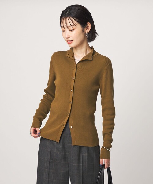 green label relaxing(グリーンレーベルリラクシング)の「<1_OF MINE>2WAYネック ニット カーディガン マシンウォッシャブル(カーディガン/ボレロ・レディース・オリーブ/ブラック/ホワイト・FREE)」の4枚目の写真