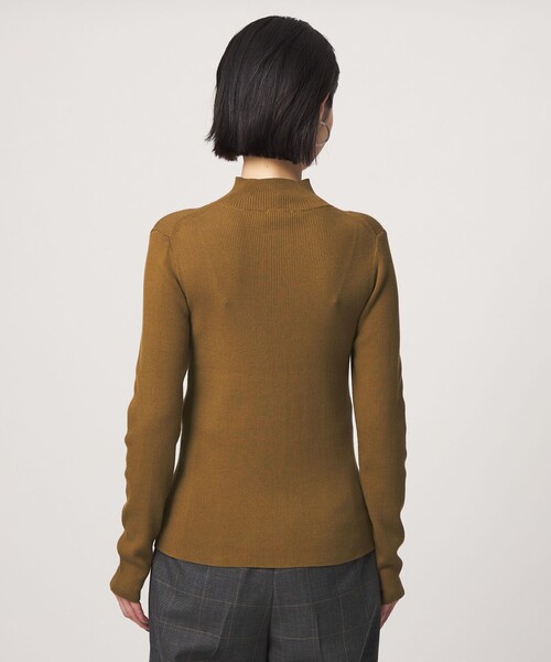 green label relaxing(グリーンレーベルリラクシング)の「<1_OF MINE>2WAYネック ニット カーディガン マシンウォッシャブル(カーディガン/ボレロ・レディース・オリーブ/ブラック/ホワイト・FREE)」の22枚目の写真