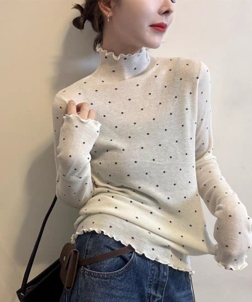 Ritzy(リッツィー)の「ドット柄 シアーハイネック長袖トップス(Tシャツ/カットソー・レディース・オフホワイト/グレー/ブラック・M/L)」の2枚目の写真