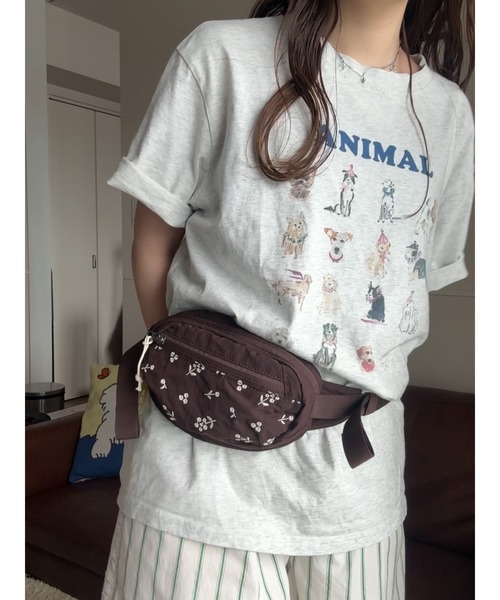 Samansa Mos2(サマンサ モスモス)の「《ZOZO限定》花刺繍/ロゴ付ウエストポーチ(ボディバッグ/ウエストポーチ・レディース・ベージュ/ブラック/ボルドー/ブラウン・F)」の12枚目の写真