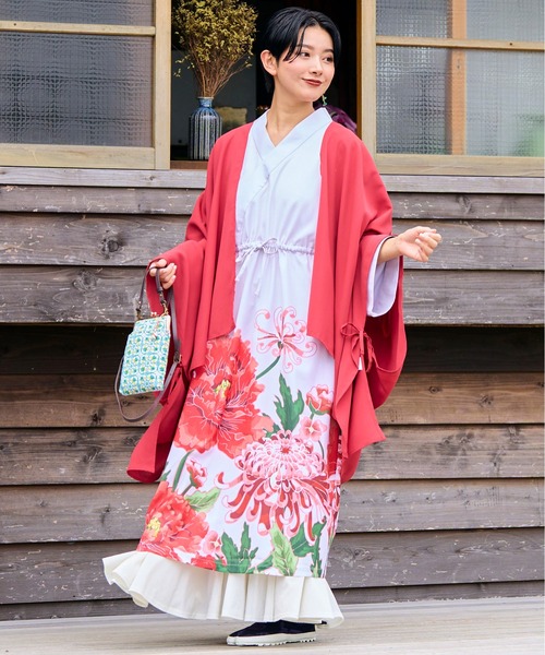 倭物やカヤ(ワモノヤカヤ)の「【倭物やカヤ】波裾インナーノースリーブワンピース(ワンピース・レディース・スミクロ/ホワイト/ライトブルー・FREE)」の12枚目の写真