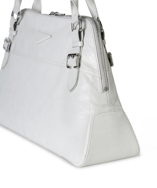 FENNEC（フェネック）の「SOTY BOWLING BAG - ASH WHITE（ショルダーバッグ・レディース・その他・FREE）」の6枚目の写真
