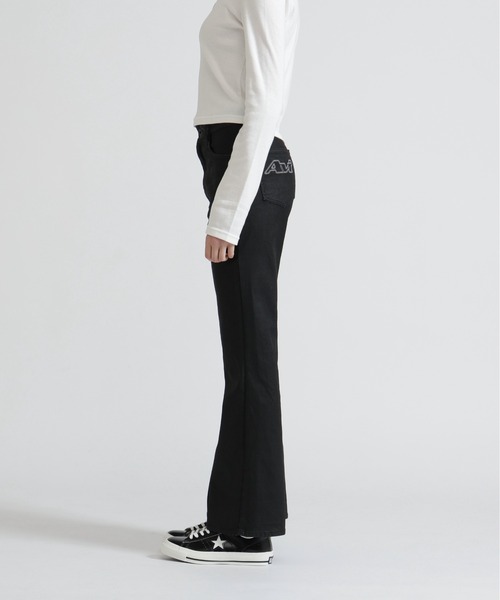AVIREX(アヴィレックス)の「GOALERS DENIM FLARE PANTS(デニムパンツ・レディース・インディゴブルー/ブラック・S/M)」の10枚目の写真