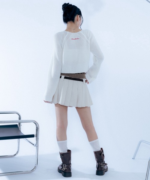 Haze Reverie(ヘイズレヴァリー)の「刺繍クロップド丈カーディガン(カーディガン/ボレロ・レディース・アイボリー/ライトブルー/ピンク/ネイビー/レッド・FREE)」の15枚目の写真