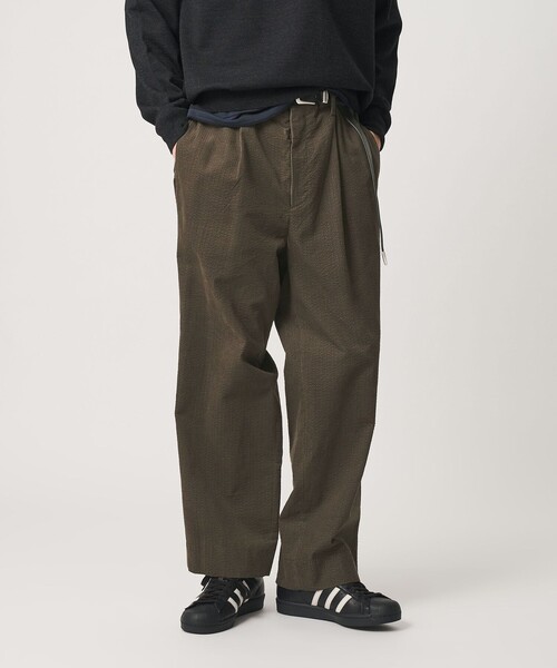 BEAUTY&YOUTH UNITED ARROWS(ビューティーアンドユースユナイテッドアローズ)の「サッカーライク コーデュロイ スラックス NO.9(その他パンツ・メンズ・オリーブ/ブラック・L/M/XL/S)」の2枚目の写真