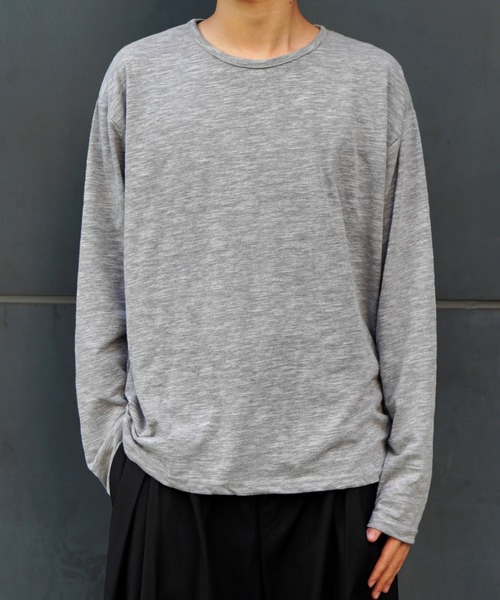Never mind the XU / Chikashitsu+(ネバーマインド ザ エックスユー / チカシツプラス)の「【Chikashitsu +】summer slub long sleeve (3color) / 【チカシツプラス】サマースラブ長袖Tシャツ(Tシャツ/カットソー・メンズ・チャコール/グレー/ブラック・ONE SIZE)」の4枚目の写真