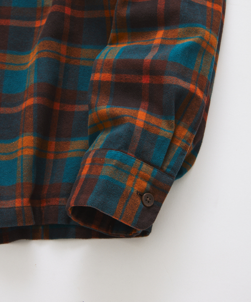 PENDLETON（ペンドルトン）の「PENDLETON / ペンドルトン 別注 チェックフランネルシャツ（シャツ/ブラウス・メンズ・チャコールグレー/ブラウン/ブラック系その他/ライトグリーン・LARGE/MEDIUM）」の8枚目の写真