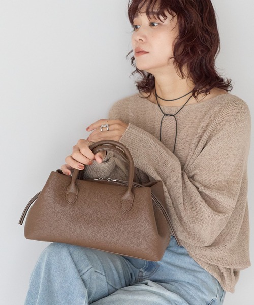 gossara（ゴサラ）の「【gossara 便利な2WAY仕様】タッセル付きZIP 2WAYバッグ（ショルダーバッグ・レディース・ブラック/ブラウン・FREE）」の19枚目の写真