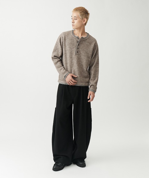 SINSS(シンス)の「Wool blend layered henley knit / ウールブレンドレイヤードヘンリーニット(ニット/セーター・メンズ・グリーン/ネイビー/ベージュ/チャコール・MEDIUM/X-SMALL/LARGE/SMALL)」の17枚目の写真