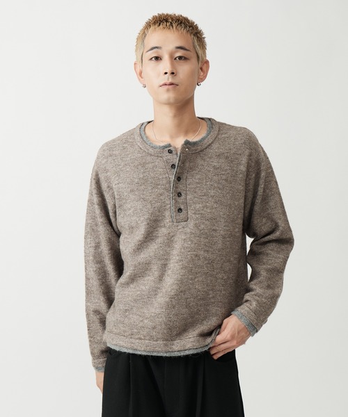 SINSS(シンス)の「Wool blend layered henley knit / ウールブレンドレイヤードヘンリーニット(ニット/セーター・メンズ・グリーン/ネイビー/ベージュ/チャコール・MEDIUM/X-SMALL/LARGE/SMALL)」の14枚目の写真