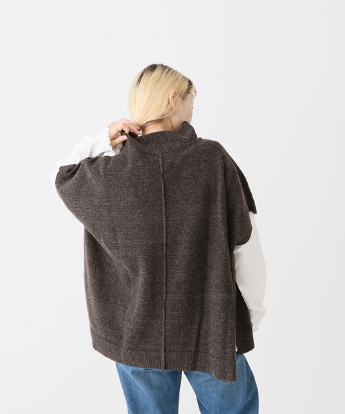 HEART MARKET（ハートマーケット）の「オフタートルニットポンチョプルオーバー（ニット/セーター・レディース・ブラック/ナチュラル/チャコール/サンドベージュ/グレー/ダークブラウン・FREE）」の15枚目の写真