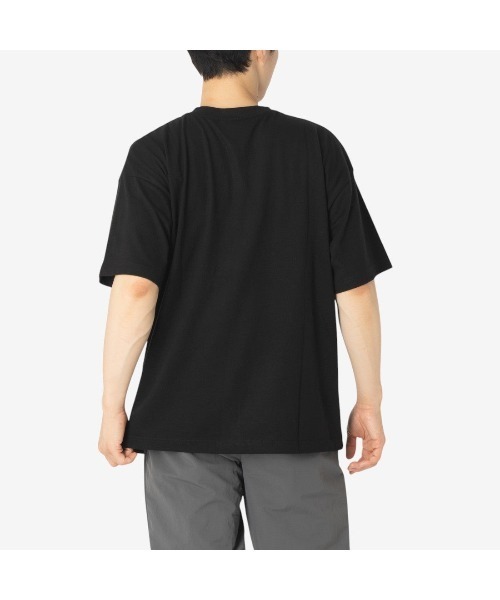 Reebok(リーボック)の「アスレティック バーシティ Tシャツ(Tシャツ/カットソー・メンズ・ブラック・MEDIUM/LARGE/X-LARGE/SMALL)」の3枚目の写真