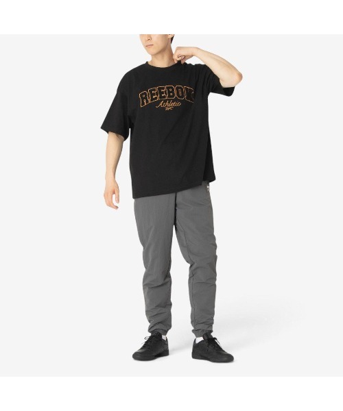 Reebok(リーボック)の「アスレティック バーシティ Tシャツ(Tシャツ/カットソー・メンズ・ブラック・MEDIUM/LARGE/X-LARGE/SMALL)」の4枚目の写真