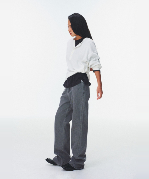 BLUEBRICK(ブルーブリック)の「ワッフルヘンリーネックTシャツ(全3色)(Tシャツ/カットソー・レディース・ライトグレー/ネイビー/アイボリー・FREE)」の4枚目の写真