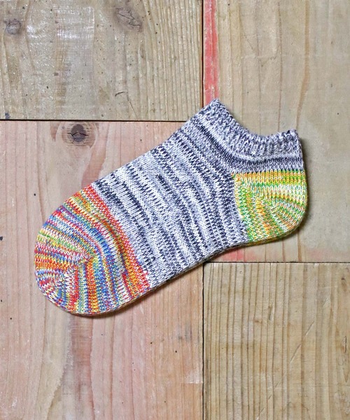 OLD BETTY'S（オールドベティーズ）の「Lady's Sneaker Socks(3Tone)/スニーカーソックス（ソックス/靴下・レディース・ピンク/レッド/エメラルド/サックスブルー/ネイビー/オレンジ・S）」の6枚目の写真