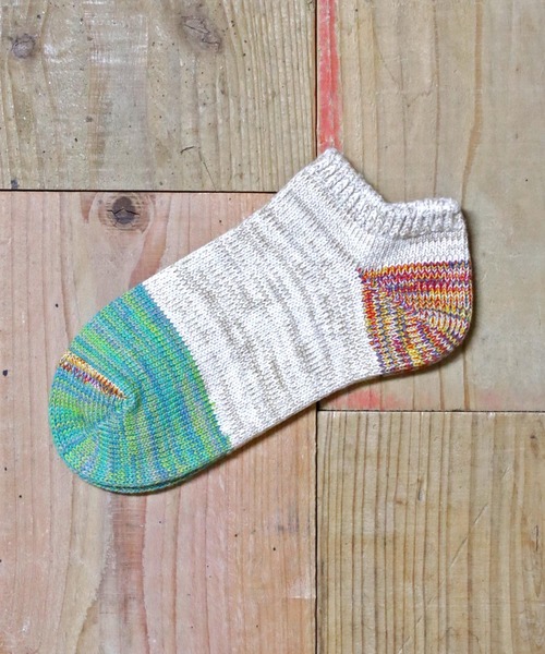 OLD BETTY'S（オールドベティーズ）の「Lady's Sneaker Socks(3Tone)/スニーカーソックス（ソックス/靴下・レディース・ピンク/レッド/エメラルド/サックスブルー/ネイビー/オレンジ・S）」の15枚目の写真