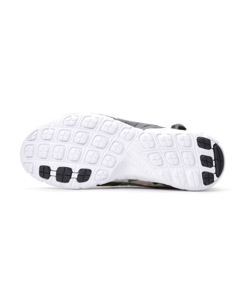 Reebok（リーボック）の「【直営店限定モデル】Zポンプ