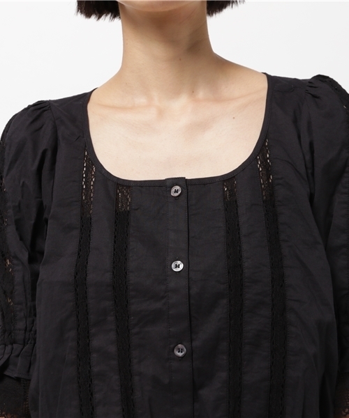 SLY（スライ）の「TIROL LACE FRILL TOPS（Tシャツ/カットソー・レディース・ブラック/オフホワイト・1/2）」の4枚目の写真