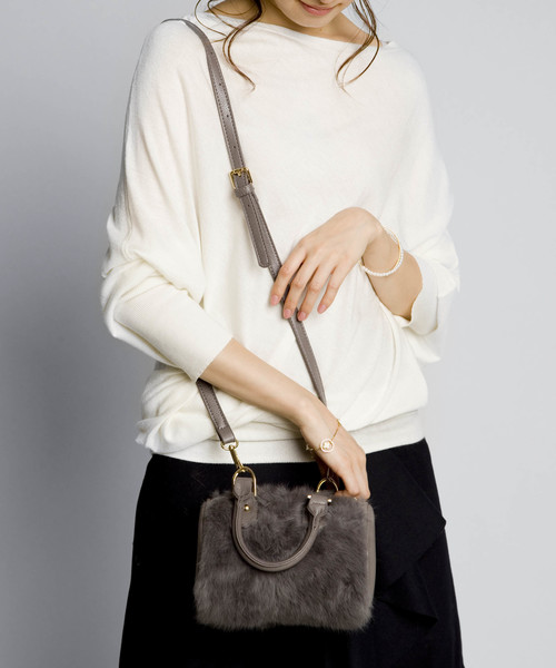 PLAIN CLOTHING（プレーンクロージング）の「ファーハンドバッグ【PLAIN CLOTHING】（ショルダーバッグ・レディース・ブラック/ボルドー/グレー・FREE）」の16枚目の写真