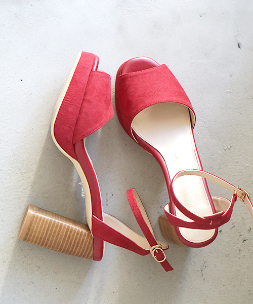 laboratory work（ラボラトリーワーク）の「シンプルスエードサンダル（サンダル・レディース・レッド/イエロー/ブラック/グレイッシュベージュ・MEDIUM/LARGE）」の19枚目の写真