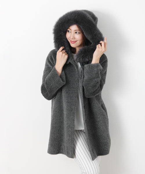 sankyo shokai(サンキョウショウカイ)の「スーリーアルパカコート(モッズコート・レディース・ブラック/ライトベージュ/ダークグレー・9号/11号)」の3枚目の写真