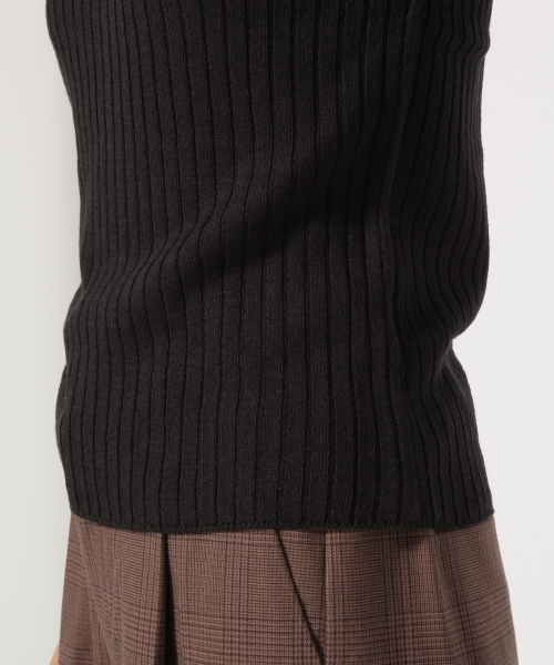 GLOBAL WORK（グローバルワーク）の「ワイドリブハイネックプルオーバー長袖（ニット/セーター・レディース・ホワイト/ブラック/パープル・LARGE/MEDIUM）」の5枚目の写真