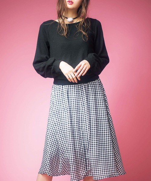 GeeRA(ジーラ)の「コーデ風ドッキングワンピース(レギュラー丈)(ワンピース・レディース・レッド系その他/レッド/ブラック系その他/ブラック×ブルー/ブラック/ボルドー/ブルー系その他/ブラック×レッド/その他1/その他2/その他3/モカ/ブラックミックス/ホワイト×ネイビー/ホワイト系その他・X-LARGE/XX-LARGE/LARGE/SMALL/MEDIUM)」の5枚目の写真