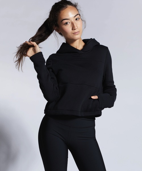 Hurley (ハーレー)の「W HRLY CROP PO HOODIE/ハーレー 長袖 プルオーバーパーカー(パーカー・レディース・ブラック/オレンジ系その他・X-SMALL/SMALL)」の2枚目の写真