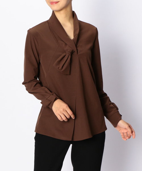 NARACAMICIE（ナラカミーチェ）の「ポリエステルストレッチリボン衿ブラウス（シャツ/ブラウス・レディース・ブラック/ブラウン/ボルドー・SMALL/MEDIUM/LARGE）」の4枚目の写真