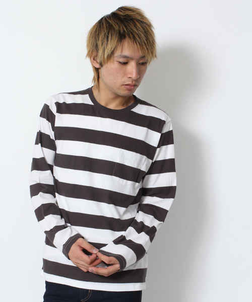 WEGO（ウィゴー）の「WEGO/オーバーダイボーダーTee（Tシャツ/カットソー・メンズ・ブラック/グリーン/レッド・MEDIUM/LARGE）」の2枚目の写真