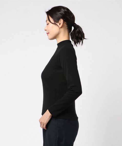 one way(ワンウェイ)の「プチハイネックテレコ起毛CS(Tシャツ/カットソー・レディース・ホワイト/ライトグレー/ブラック/ボルドー・M)」の6枚目の写真