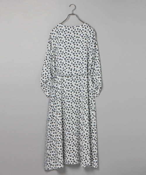 LOWRYS FARM（ローリーズファーム）の「ハナガラキリカエワンピース　826324（ワンピース・レディース・ブラック/オフホワイト/グリーン・FREE）」の5枚目の写真