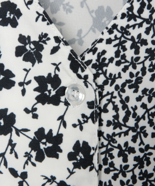 LOWRYS FARM（ローリーズファーム）の「ハナガラキリカエワンピース　826324（ワンピース・レディース・ブラック/オフホワイト/グリーン・FREE）」の8枚目の写真