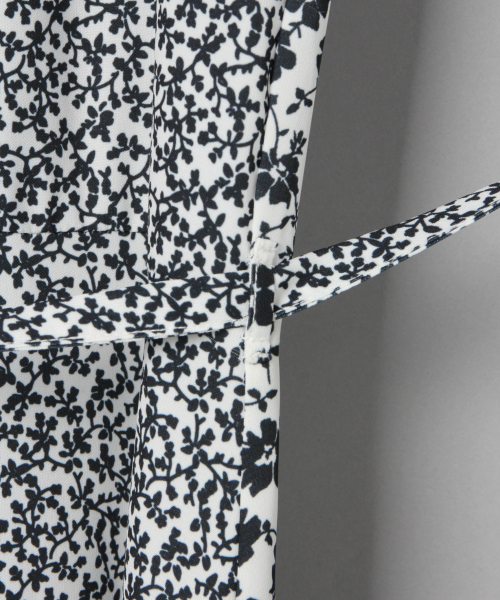 LOWRYS FARM（ローリーズファーム）の「ハナガラキリカエワンピース　826324（ワンピース・レディース・ブラック/オフホワイト/グリーン・FREE）」の10枚目の写真