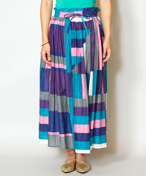 チャイハネ（チャイハネ）の「【チャイハネ】レトロカラーブロックロングスカート（スカート・レディース・グレー/レッド/イエロー・FREE）」の2枚目の写真