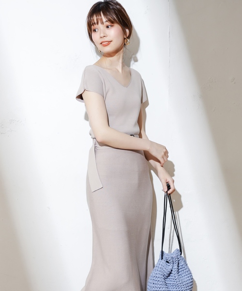 natural couture(ナチュラルクチュール)の「きれいめフレンチVニット(Tシャツ/カットソー・レディース・ブラック/ベージュ/パープル/オレンジ・FREE)」の19枚目の写真