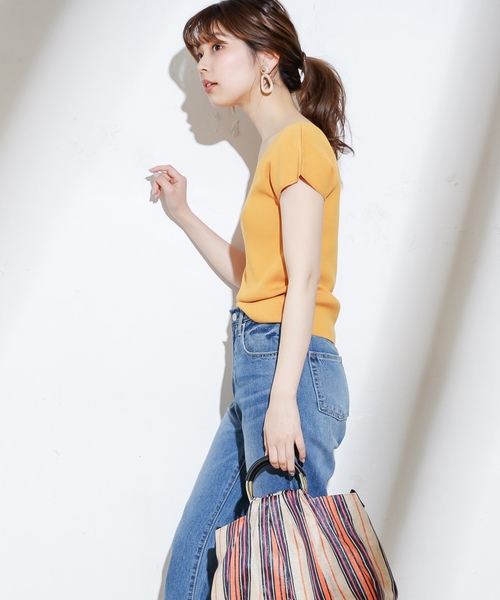 natural couture(ナチュラルクチュール)の「きれいめフレンチVニット(Tシャツ/カットソー・レディース・ブラック/ベージュ/パープル/オレンジ・FREE)」の18枚目の写真