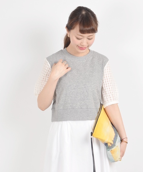 Khaju(カージュ)の「Khaju:シアーミックスショートスリーブ(スウェット・レディース・オフホワイト/グレー・ONE SIZE)」の1枚目の写真