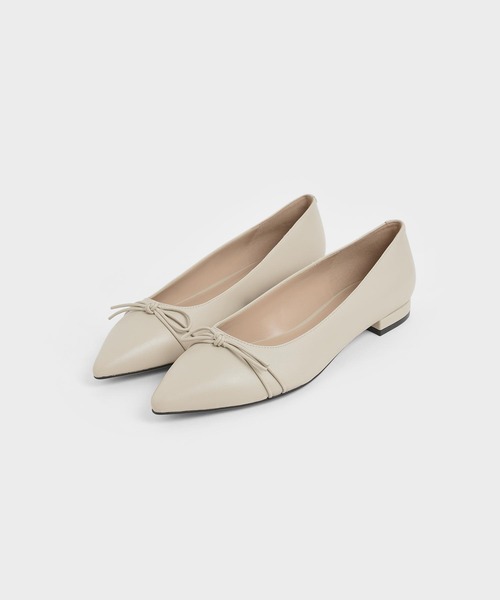CHARLES & KEITH（チャールズ & キース）の「リボンタイ バレリーナフラット / Ribbon Tie Ballerina