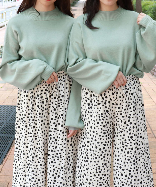 PairPair（ペアペア）の「ハイネック袖ボリュームニットプルオーバー（ニット/セーター・レディース・ブラック/ライトグリーン/アイボリー/モカ/ラベンダー・FREE）」の4枚目の写真