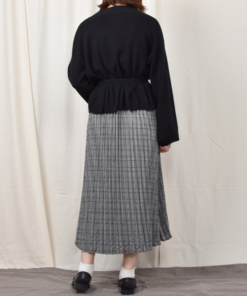 PairPair（ペアペア）の「ハイネック袖ボリュームニットプルオーバー（ニット/セーター・レディース・ブラック/ライトグリーン/アイボリー/モカ/ラベンダー・FREE）」の12枚目の写真