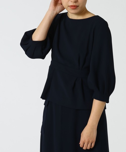 Tiara（ティアラ）の「ヘリオスペプラムトップス（シャツ/ブラウス・レディース・アイボリー/ネイビー/セージグリーン・FREE）」の14枚目の写真