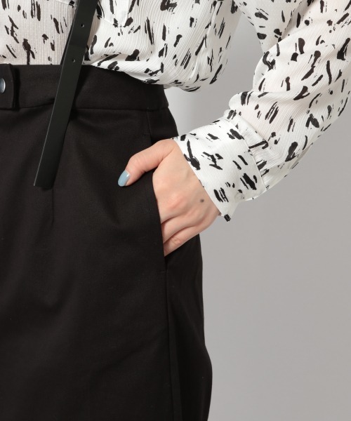 PAGEBOY（ページボーイ）の「サスツキマキシナロースカート（スカート・レディース・ブラック/カーキ/グレイッシュベージュ・SMALL/MEDIUM）」の12枚目の写真