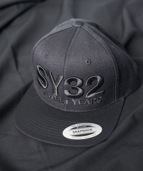 セール】/SY32 by SWEET YEARS/3D LOGO SNAPBACK CAP（キャップ