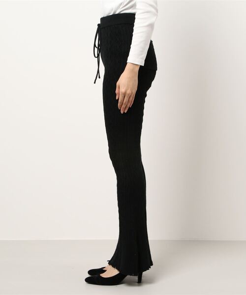 FIG&VIPER（フィグアンドバイパー）の「ニットケーブルフレアPT（その他パンツ・レディース・アイボリー/ピンク/ブラック・FREE）」の5枚目の写真